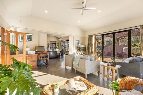 Photo of property in 57 Hall Road, Bannockburn, Cromwell, 9384