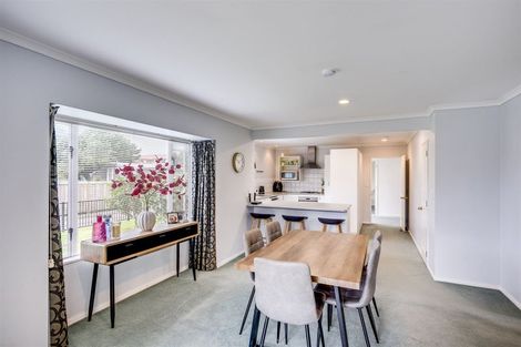 Photo of property in 525a Main North Road, Bay View, Napier, 4104