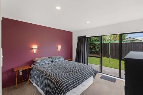 Photo of property in 2/14 Jocelyn Street, Casebrook, Christchurch, 8051
