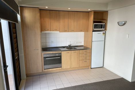 Photo of property in 1b/5 Charlotte Street, Eden Terrace, Auckland, 1021