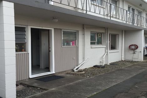 Photo of property in 3/45 Blockhouse Bay Road, Avondale, Auckland, 1026