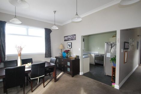 Photo of property in 70 Salford Street, Newlands, Wellington, 6037