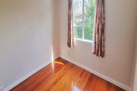 Photo of property in 1/8 Keeling Road, Henderson, Auckland, 0612