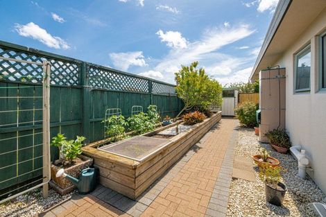 Photo of property in 9 Amesbury Rise, Henderson, Auckland, 0612