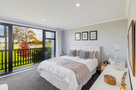 Photo of property in 15 Holmes Hanover Lane, Halswell, Christchurch, 8025