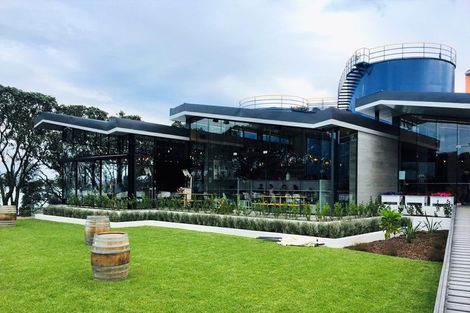 Photo of property in 1/104 Mokoia Road, Birkenhead, Auckland, 0626