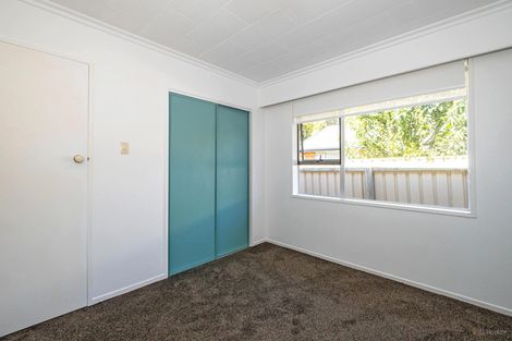 Photo of property in 10a-b Churchill Place, Waimate, 7924