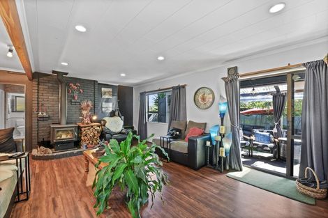 Photo of property in 2/73 Beach Road, Tahunanui, Nelson, 7011