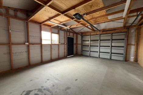 Photo of property in 33 Rangiora Street, Castlecliff, Whanganui, 4501