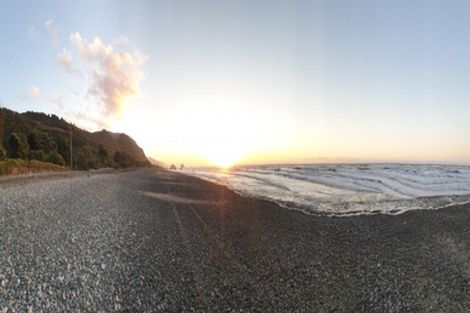 Photo of property in 4 Main Rd Ngakawau, Ngakawau, 7824