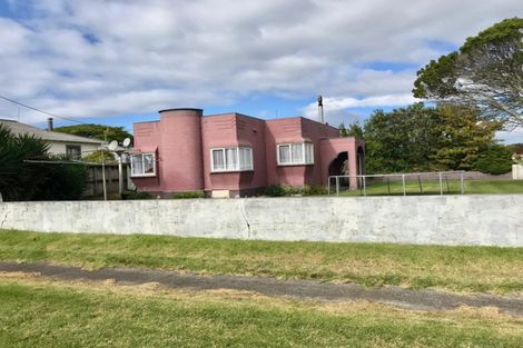 Photo of property in 72 Leslie Street, Waitara, 4320