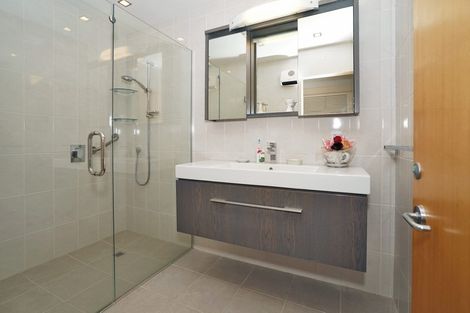 Photo of property in 52 Grosvenor Gardens, Flagstaff, Hamilton, 3210