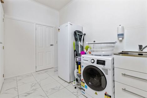 Photo of property in 77 Somerset Road, Clareville, Carterton, 5792