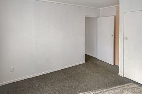 Photo of property in 1/76 Portage Road, New Lynn, Auckland, 0600