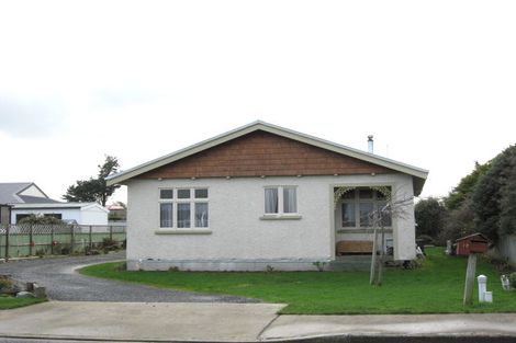 Photo of property in 12 Cargill Street, Waikiwi, Invercargill, 9810