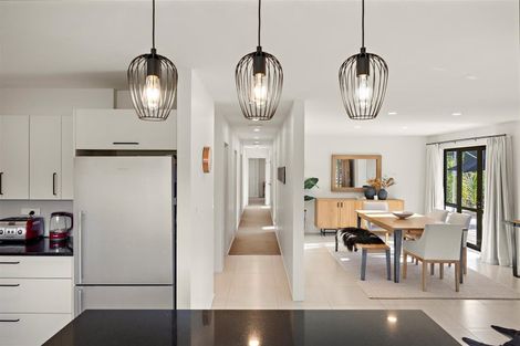 Photo of property in 883 Peak Road, Helensville, 0875