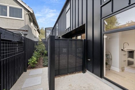 Photo of property in 5/9 Innes Road, St Albans, Christchurch, 8052