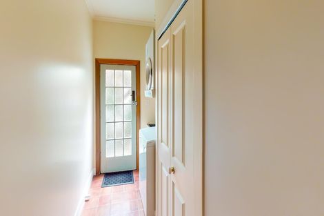 Photo of property in 123 Kelburn Parade, Kelburn, Wellington, 6012