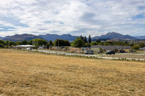 Photo of property in 4 Glenbrook Lane, Wanaka, 9305