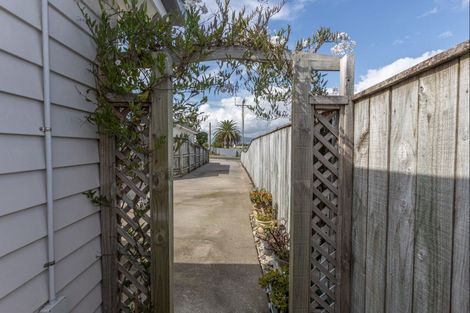 Photo of property in 12 Flora Street, Paeroa, 3600