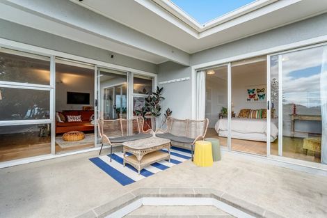 Photo of property in 16 Paneta Street, Paekakariki, 5034