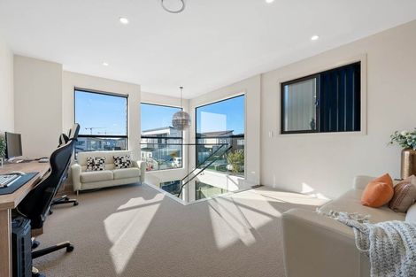 Photo of property in 13 Toanui Road, Hobsonville, Auckland, 0616