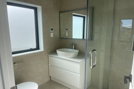 Photo of property in 2 Horsefields Drive, Flat Bush, Auckland, 2019