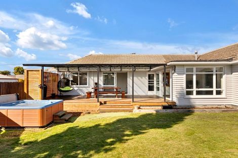 Photo of property in 7 Oakhampton Street, Hornby, Christchurch, 8042