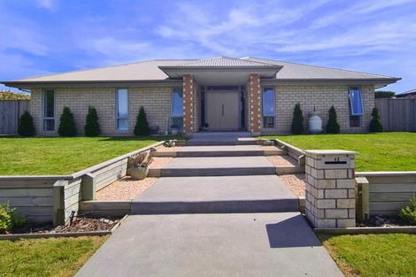 Photo of property in 48 Tutaipatu Avenue, Pegasus, 7612