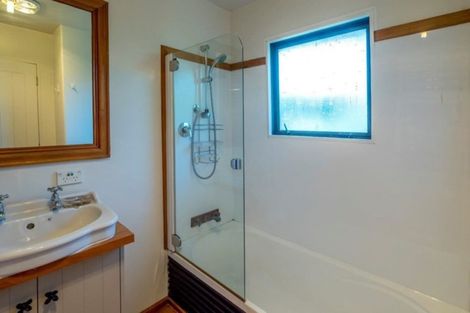 Photo of property in 47 Te Moana Road, Waikanae Beach, Waikanae, 5036