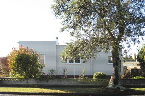 Photo of property in 12 Bedford Road, Marewa, Napier, 4110