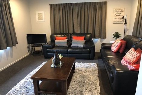 Photo of property in 10 Teatree Close, Huntington, Hamilton, 3210