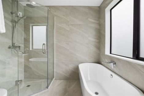 Photo of property in 28b Walker Road, Point Chevalier, Auckland, 1022