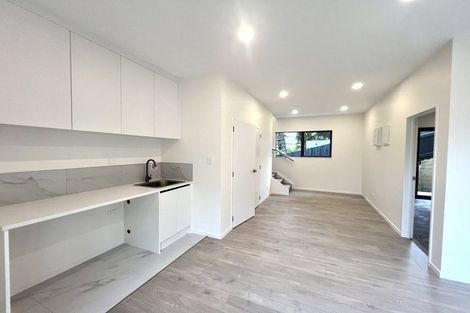 Photo of property in 25 Seaview Road, Glenfield, Auckland, 0629