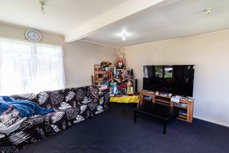 Photo of property in 47 Farmer Crescent, Taita, Lower Hutt, 5011