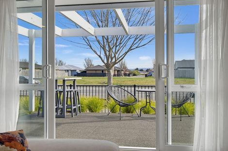 Photo of property in 47 Pegasus Boulevard, Pegasus, 7612