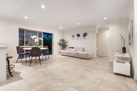 Photo of property in 82 Ngahue Drive, Stonefields, Auckland, 1072