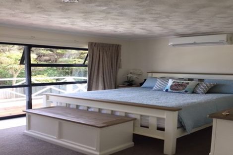 Photo of property in 12 Glendawn Place, Bayview, Auckland, 0629