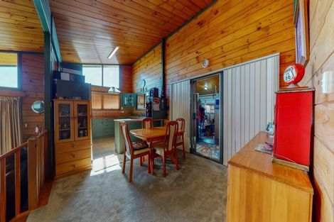 Photo of property in 43 Mahana Road, Ngatea, 3503
