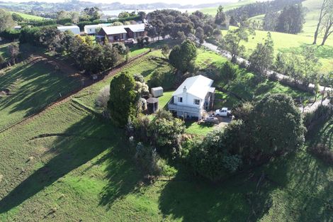 Photo of property in 15 Fosters Road, Mangonui, 0494