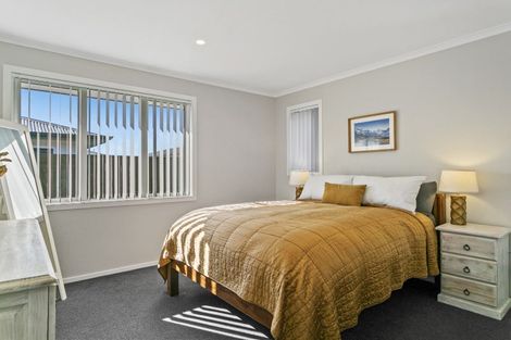 Photo of property in 22 Huka Heights Drive, Rangatira Park, Taupo, 3330