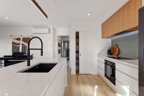 Photo of property in 1 Akiraho Lane, Halswell, Christchurch, 8025