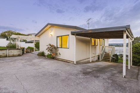 Photo of property in 107 Pah Road, Cockle Bay, Auckland, 2014