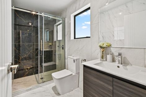 Photo of property in 164a Mahia Road, Wattle Downs, Auckland, 2103