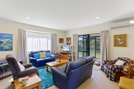 Photo of property in 11b Alexander Place, Otaki, 5512