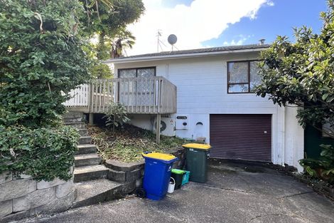 Photo of property in 1/4 Braund Place, Glenfield, Auckland, 0629
