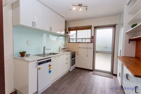 Photo of property in 2/30 Garvins Road, Hornby, Christchurch, 8042