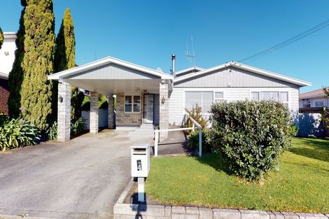Photo of property in 4 Hadfield Street, Levin, 5510
