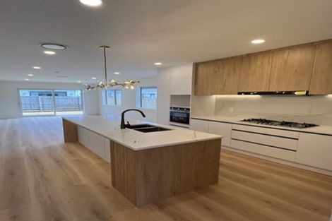 Photo of property in 82 Castlebane Drive, Flat Bush, Auckland, 2019