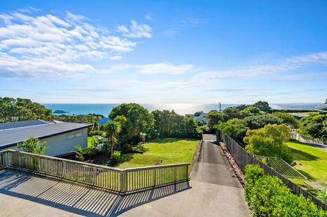 Photo of property in 3 Edwin Mitchelson Road, Muriwai, Waimauku, 0881